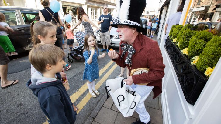 Peter Murray from POP with childrenat Knutsford Bunny Hop 2019