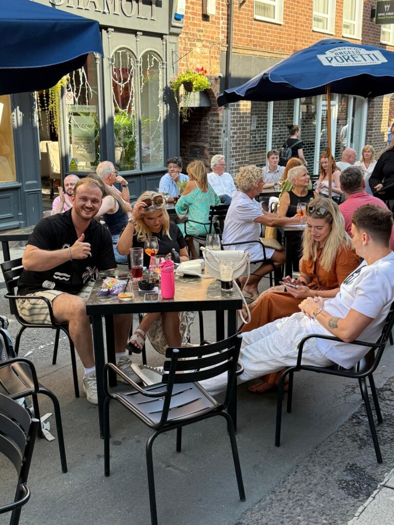 Alfresco Dining by Rose and Crown