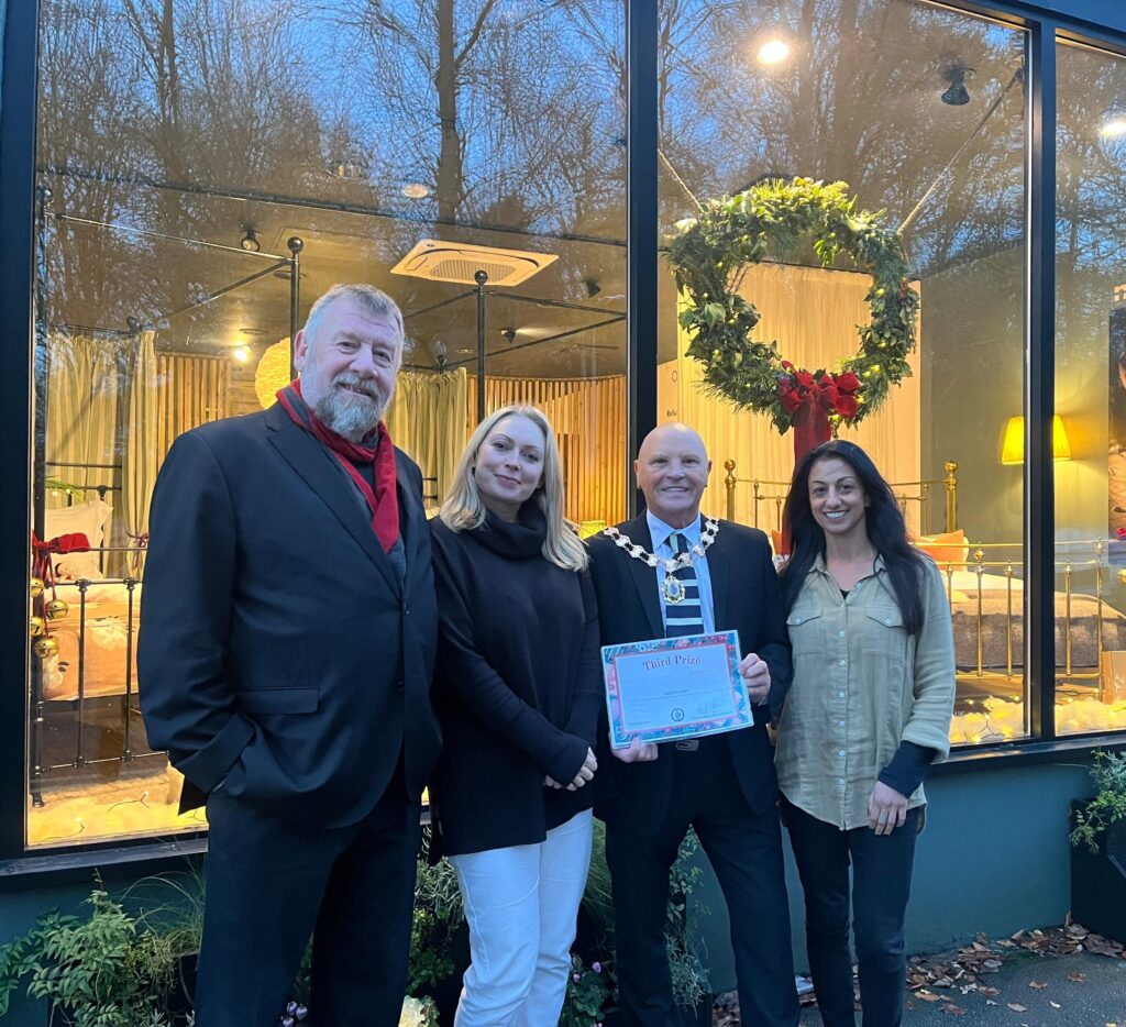 Third Prize, Naturalmat LtoR, Ian Cass Forum of Private Business, Faye Ravenscroft, NaturalMat, Knutsford Mayor, Jessvinder Gill, Naturalmat